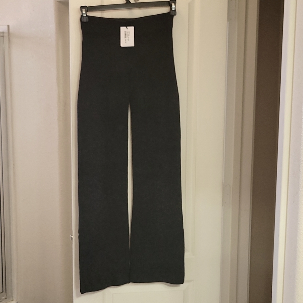Lodi Ribbed Knit Pants from VS